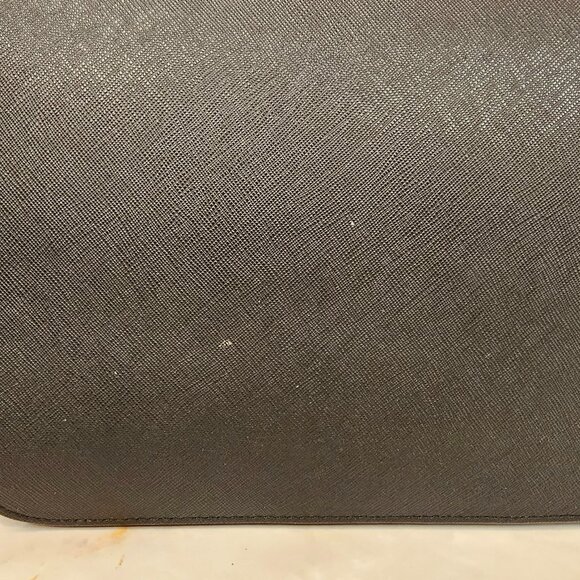 Michael Kors Jet Set Travel Tote - Picture 11 of 11